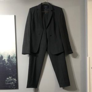 AnnTaylor wool suit two piece pant and blazer